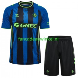 Real Betis Wedstrijdshirt met Korting 3rd Kind 2026-27 Korte Mouw Real Betis Wedstrijdshirt met Korting 3rd Kind 2026-27 Korte Mouw