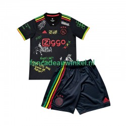 AFC Ajax Wedstrijdshirt met Korting Bob Marley Special Thuis Zwart Kind 2025-26 Korte Mouw