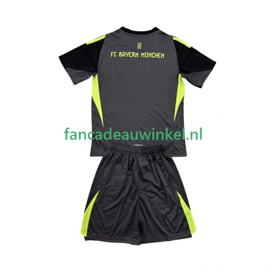 FC Bayern München Wedstrijdshirt met Korting Keepersshirt 3rd Kind 2025-26 Korte Mouw