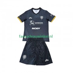 Cagliari Wedstrijdshirt met Korting 3rd Kind 2024-25 Korte Mouw