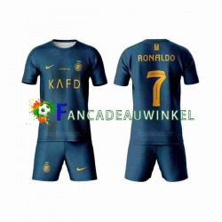 Al-Nassr Wedstrijdshirt met Korting Ronaldo 7 Uit Kind 2023-24 Korte Mouw Al-Nassr Wedstrijdshirt met Korting Ronaldo 7 Uit Kind 2023-24 Korte Mouw