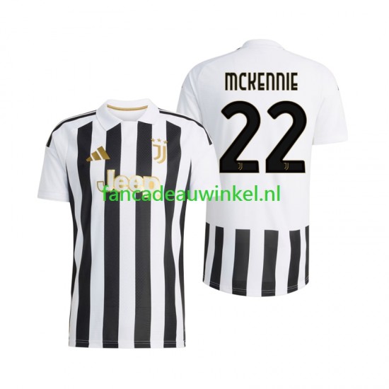Juventus Wedstrijdshirt met Korting Weston McKennie 22 Thuis Heren 2026-27 Korte Mouw
