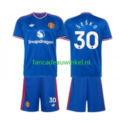 Manchester United Wedstrijdshirt met Korting Benjamin Sesko 30 Uit Kind 2026-27 Korte Mouw Manchester United Wedstrijdshirt met Korting Benjamin Sesko 30 Uit Kind 2026-27 Korte Mouw