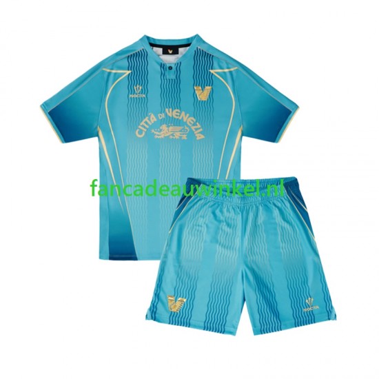 Venezia Wedstrijdshirt met Korting 3rd Kind 2024-25 Korte Mouw